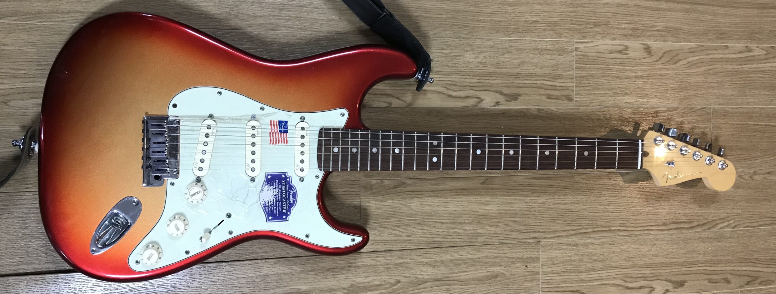 エフェクターとかギターとか